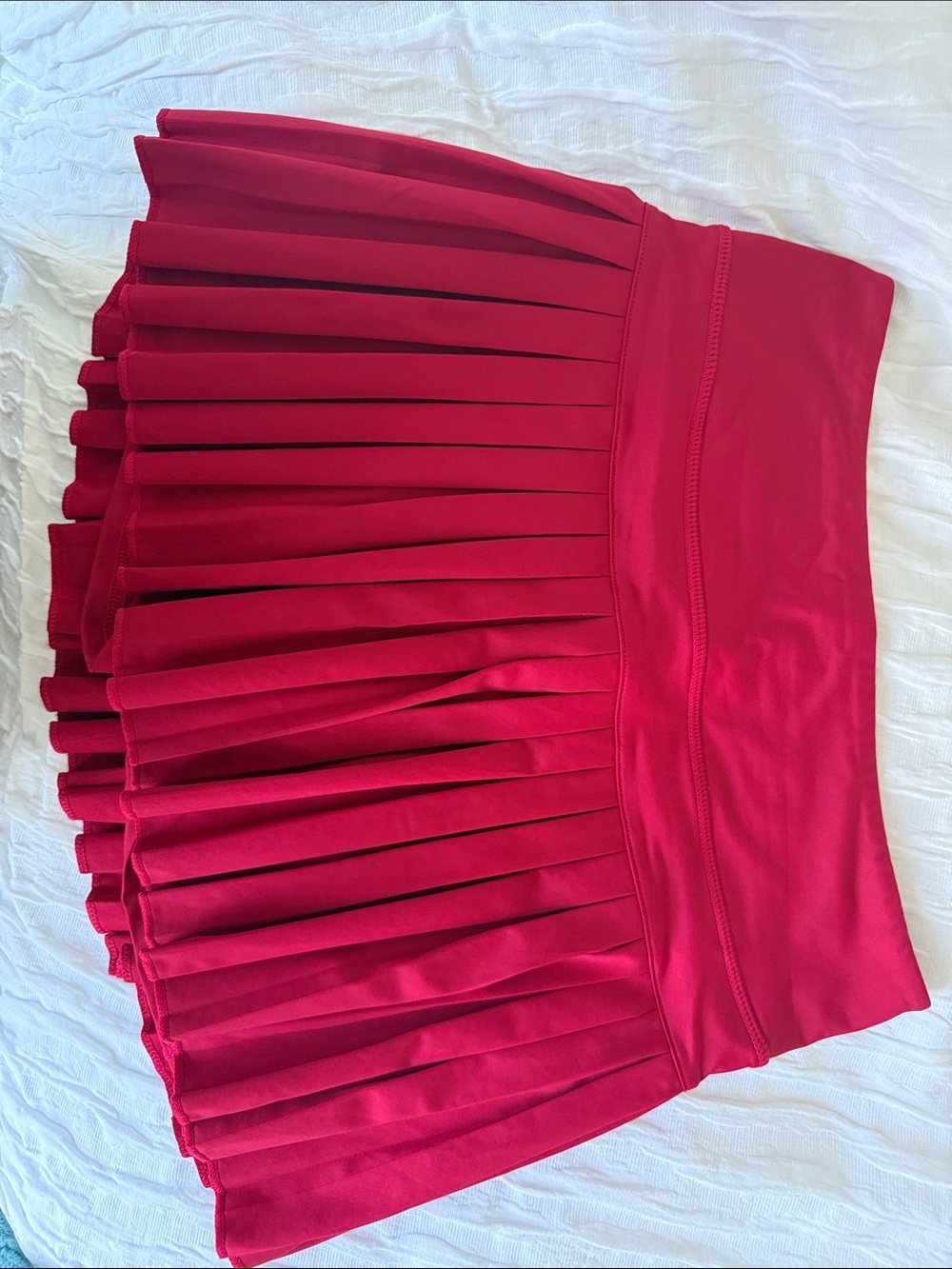 Goldhinge Pleated Tennis Skirt (Ruby)